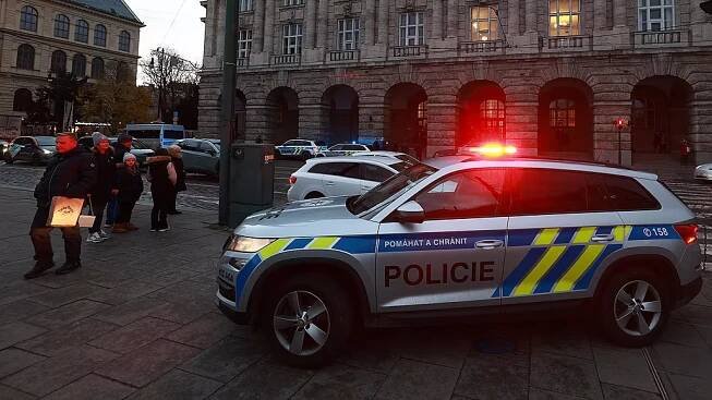 Zakázky nesedí. Hospodaření Univerzity Karlovy už řeší kriminální policie