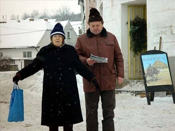 Duška na divadle nechtěli, vrátil se zadem