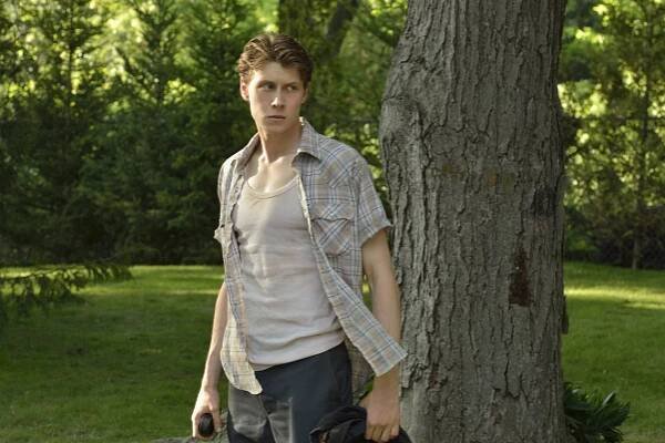 Dallas 63 - Jiné hlasy, jiné pokoje - Z filmu - George MacKay