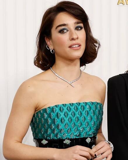 This Iconic Style Dominated Awards Season in Time for its 75th Anniversary 24