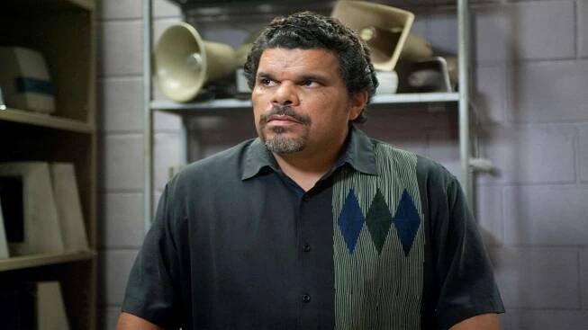 Luis Guzmán reveals how 'Community' got that statue of him