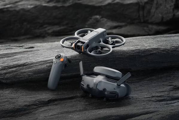 DJI Avata 2 Fly More Combo + baterie 3 ks