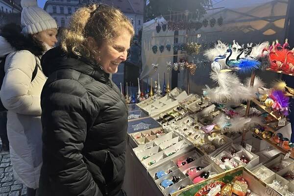 Vánoční atmosféra v České Lípě: Nejvíc frčí svářák, k dostání je i za 50 korun