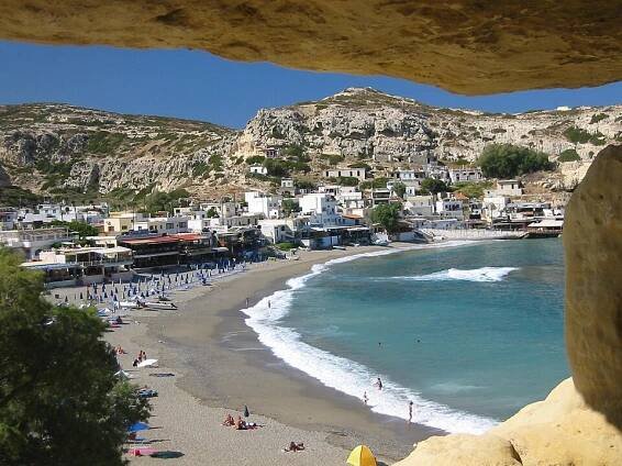 Soubor:Matala Kreta.jpg – Wikipedie