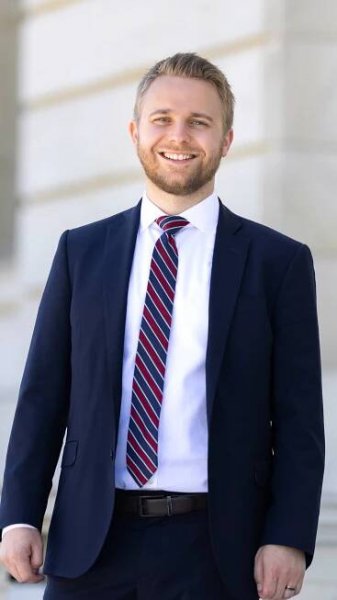 Headshot of Eric Arndt