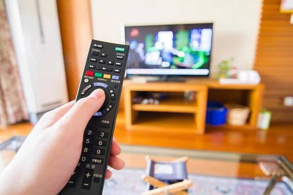 Balíčky HD televize SledovaniTV, Zlín, AVONET • internet