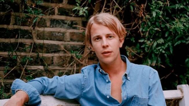 Blonďák s uhrančivým pohledem Tom Odell se už za pár dnů představí v Praze!