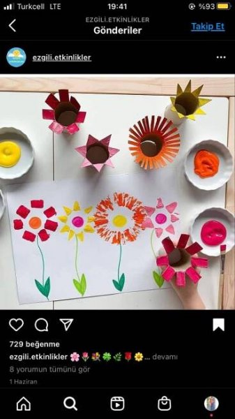an image of some paper flowers on a table