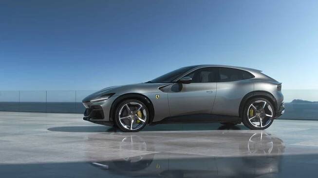 Ferrari představuje Purosangue. První SUV s V12, nádherným designem a prostorem pro čtyři lidi