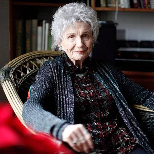Alice Munro, Canadian author who won Nobel Prize for Literature, dies at 92