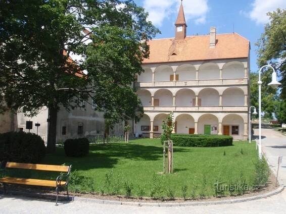 Informační centrum BOHUTICE – Zámek