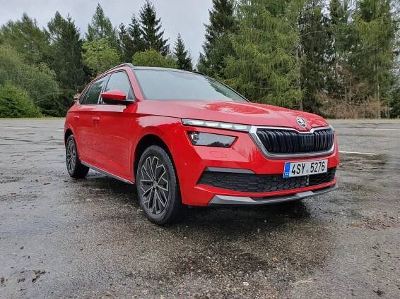 Nová Škoda Kamiq jezdí výborně. Šetřete ale na příplatky, není jich málo