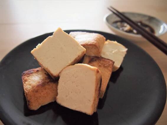 Fried hard tofu 炸豆干 – CARRY IT LIKE HARRY