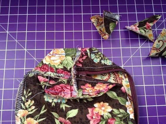 Easy Zip Pouch Tutorial - Ecken abschneiden