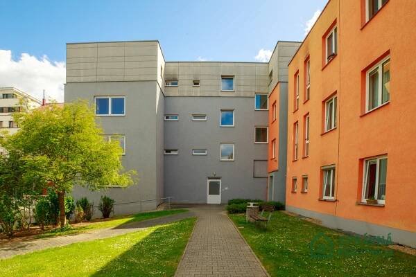 Prodej bytu 1+KK, 35m2, Plzeň | Správná realitka