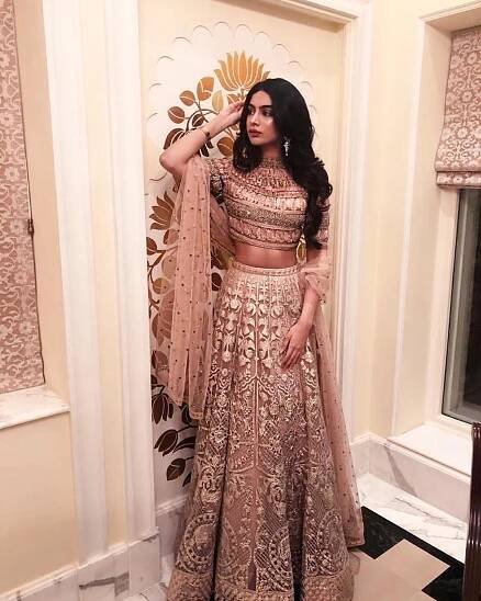 Khushi Kapoor in Falguni and Shane Peacock