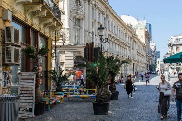 Bukarest – Sehenswürdigkeiten & Tipps für die spannende Stadt