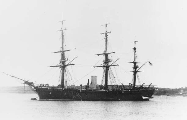 File:Bismarck-class corvette NH 88763.tiff - Wikipedia