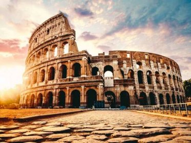 colosseum at sunset-Rome-Italy