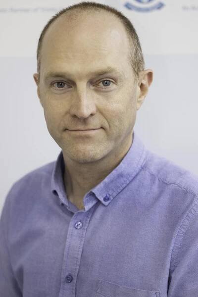 Dr Tony Bates