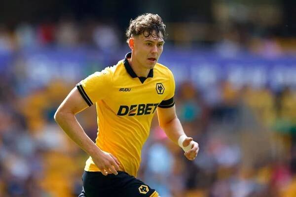 WOLVERHAMPTON, ENGLAND - AUGUST 09: Jorgen Strand Larsen of Wolverhampton Wanderers looks on during the pre-season friendly match between Wolverhampton Wanderers and Celta Vigo at Molineux on August 09, 2025 in Wolverhampton, England. (Photo by Malcolm Couzens/Getty Images)