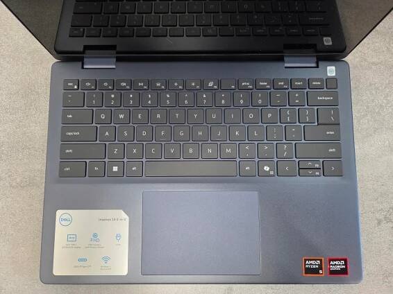 Notebook 2v1 Dell Inspiron 7445 AMD Ryzen 5 8640HS 32GB 512SSD DOTYK Win11 Série procesoru AMD Ryzen 5