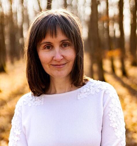 „Inspirují mě lidé a jejich neuvěřitelně různorodé povahy,“ říká Dana Beranová, autorka Zpěvu straky
