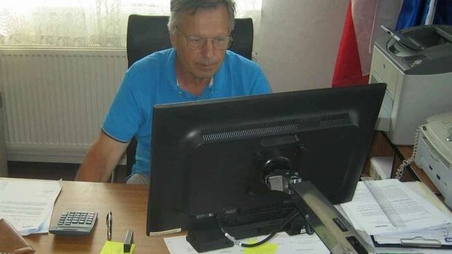 Dvaašedesátiletý Jaroslav Vlček vede obec Kramolna na Náchodsku už 27 let.