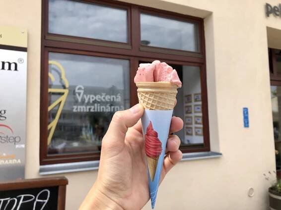 Jak se nám spalo v kapli - netradičním hotelu ve Žďáře nad Sázavou – Cestuj za babku blog