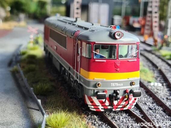 Modelová Galéria » Domáce koľajisko | MODELY-VLACKU.CZ 