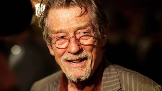 John Hurt, Oscar-Nominated 'Elephant Man' Actor, Dead at 77