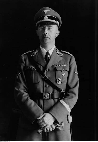 Masáž, kino, plynování... Co si psal do deníčku Heinrich Himmler?