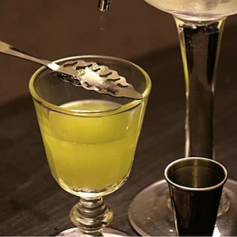 Absinth s cukrem