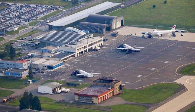 Kam se létá z Ostravy? Přehled aktuálních destinací a sezónních spojů - Airport Ostrava
