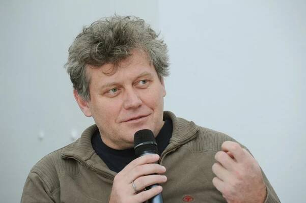 Herec Miroslav Hanuš jde v současné době z role do role. 