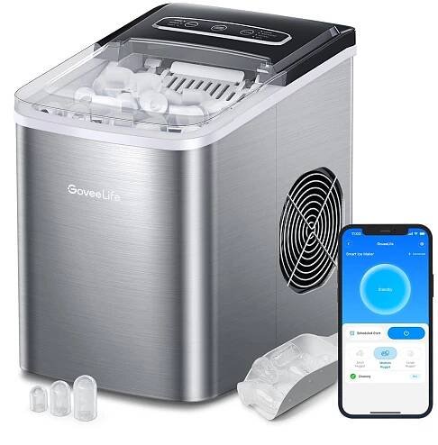 6 Awesome Portable Ice Makers Available in Canada - Live the North