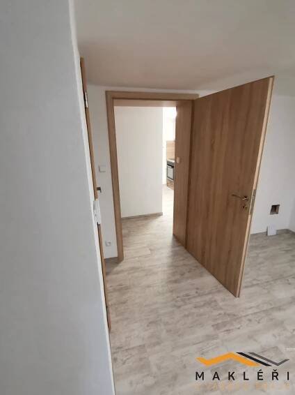 Zruč nad Sázavou, Okružní - Pronájem, 1+1, obrázek č.5