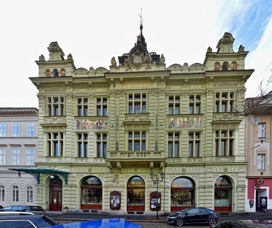 Kino Beseda foto 4