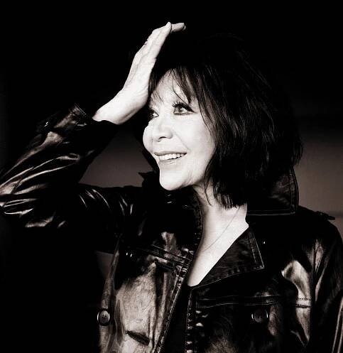 Juliette Gréco, l'insoumise (2012)
