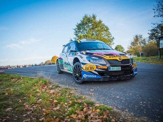 Trněný ovládl Rallye Klatovy, favorizovaný Pech do cíle nedojel