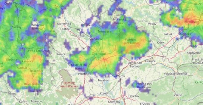 Dnes déšť a bouřky, pak ochlazení až o deset stupňů. Horko se vrátí o víkendu | Olomoucký REJ