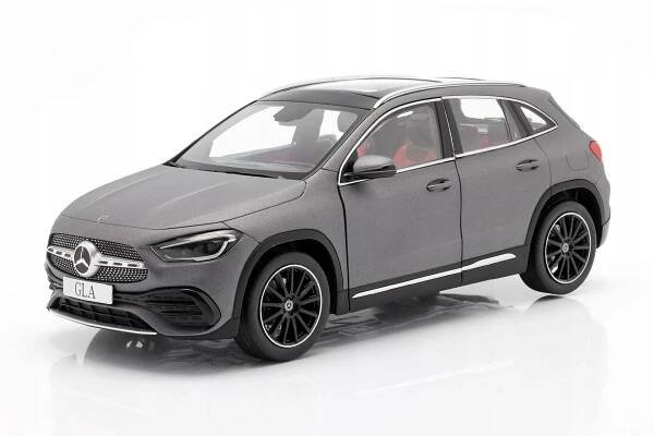 Mercedes-Benz GLA (H247) 2020 Mountain Grey Z-Models 1:18 Model auta
