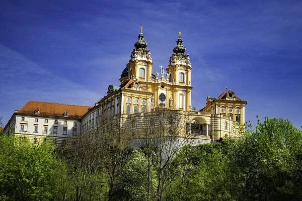 Melk • Svatojakubská cesta • Klaara.cz