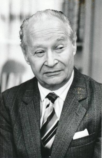 Alexandr Dubček nezvládl tlak občanů, ani Moskvy, jako politik selhal, říká historik