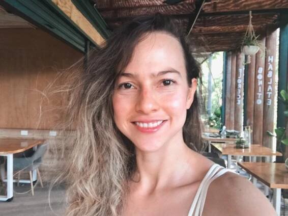 Marta Isabel González, Columnista