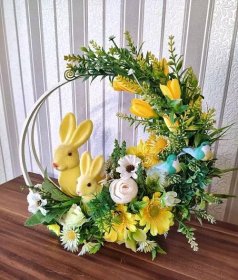 Easter Crafts For Kids, Easter Floral Decorations, Easter Centerpieces Diy