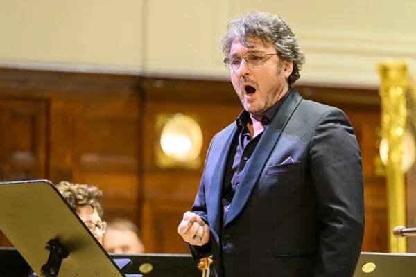 Ludovic Tézier a Cassandre Berthon ve Smetanově síni - Časopis Harmonie