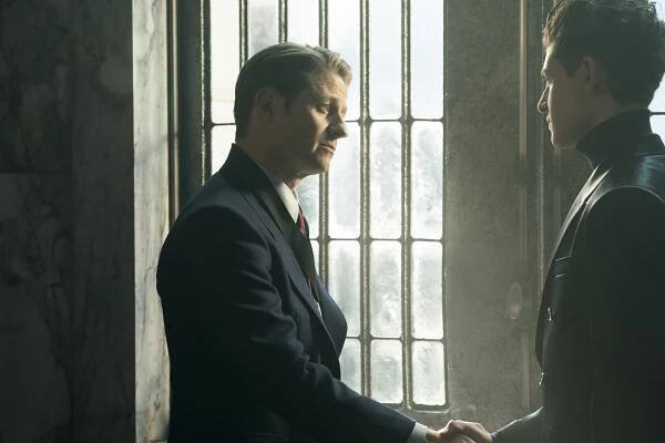 Ben McKenzie - Gotham - Co že udělali? - Z filmu