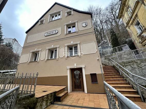 Prodej domu ubytovací zařízení-6 apartmánů, Zámecký Vrch. Karlovy Vary