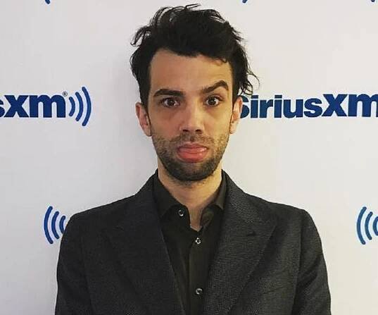 Jay Baruchel Biography - Facts, Childhood, Family Life & Achievements